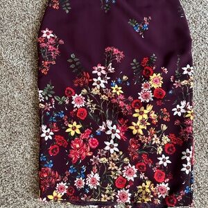 New York & Company Purple Pencil Skirt Knee-Length Cocktail